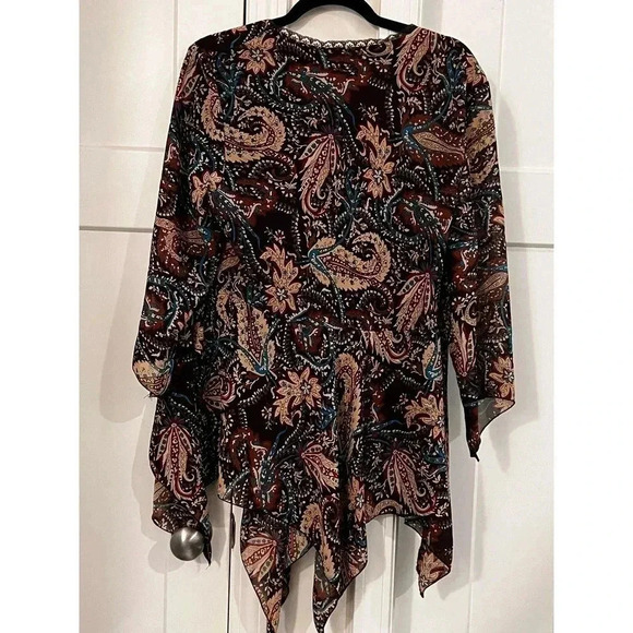 Essentials by Milano xl paisly tunic - Picture 5 of 8